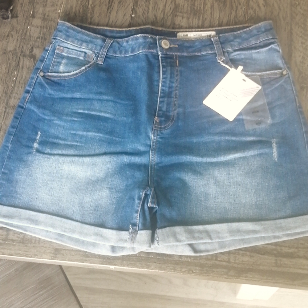 I&M High Rise Denim Shorts Size 3X